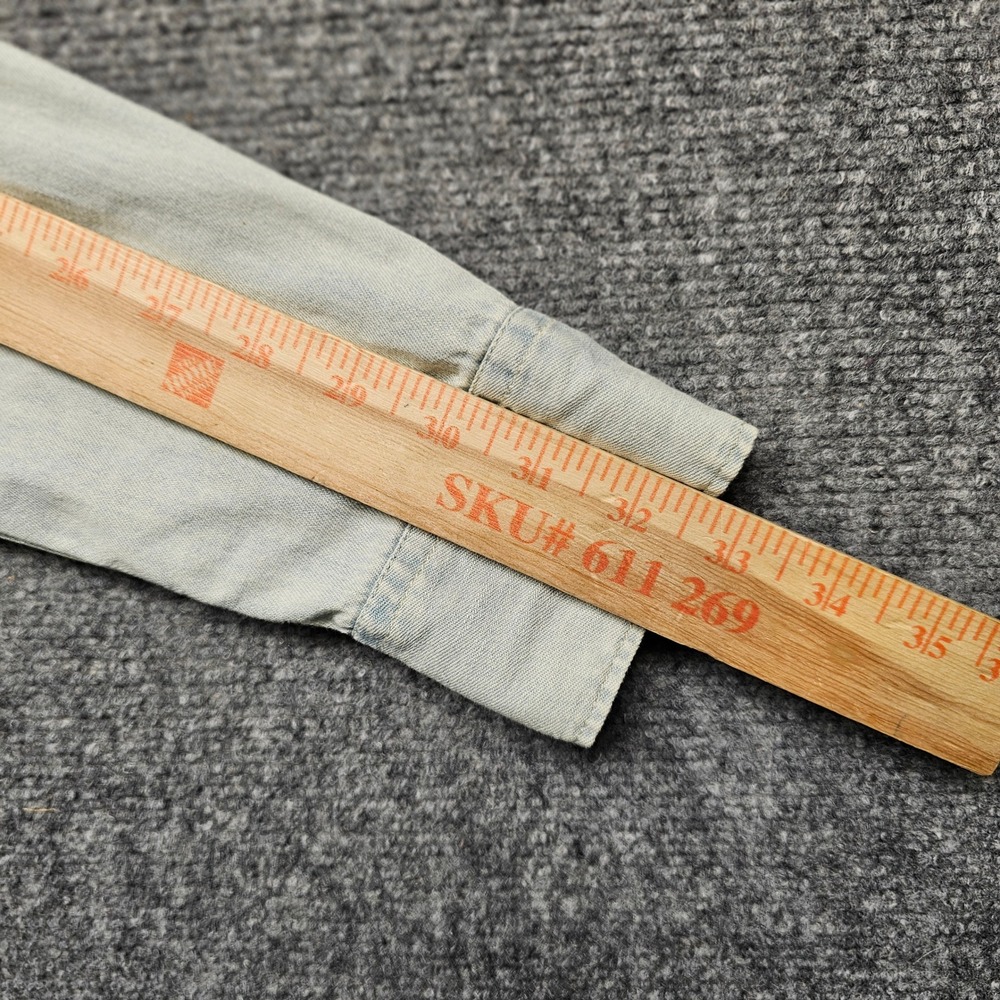 Levi Strauss Co Womens Denim Western Shirt Light Wash Studded Star Classic Fit M - Picture 5 of 11